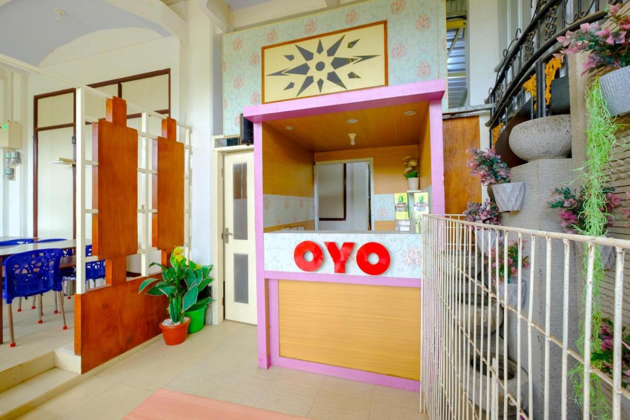 Oyo 3088 Green Valley House Senggigi Bagian luar foto