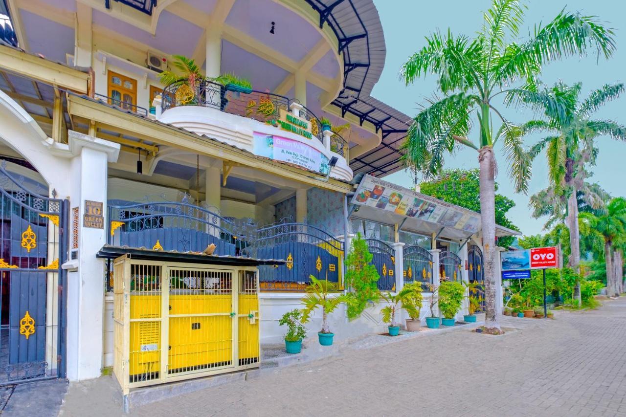 Oyo 3088 Green Valley House Senggigi Bagian luar foto